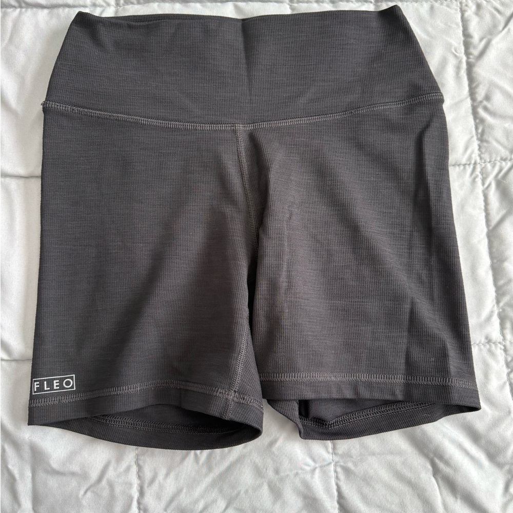 Fleo Black Ribbed True High 4” Shorts